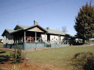 275 Burkhead Ln, Denton, NC 27239