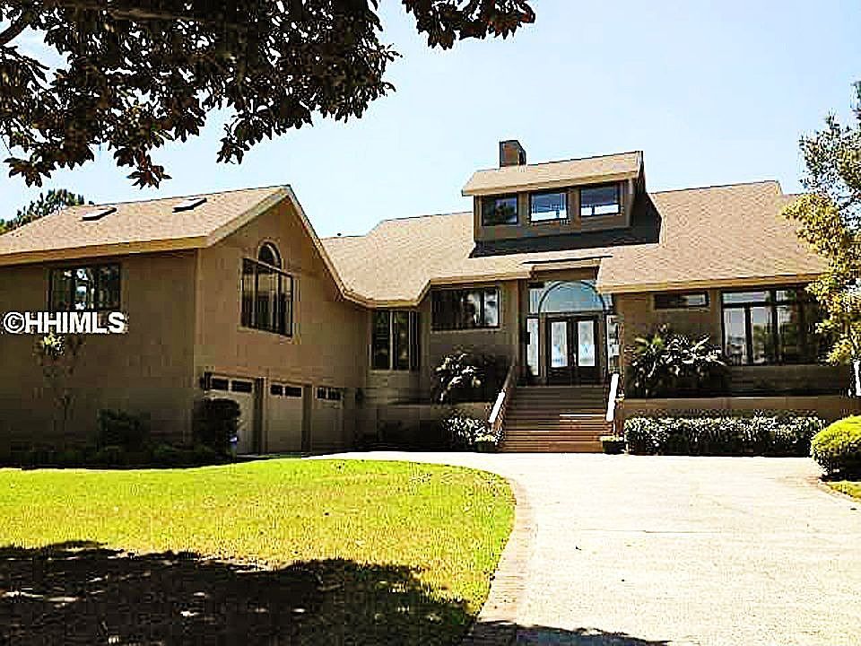 Sea shell driveway