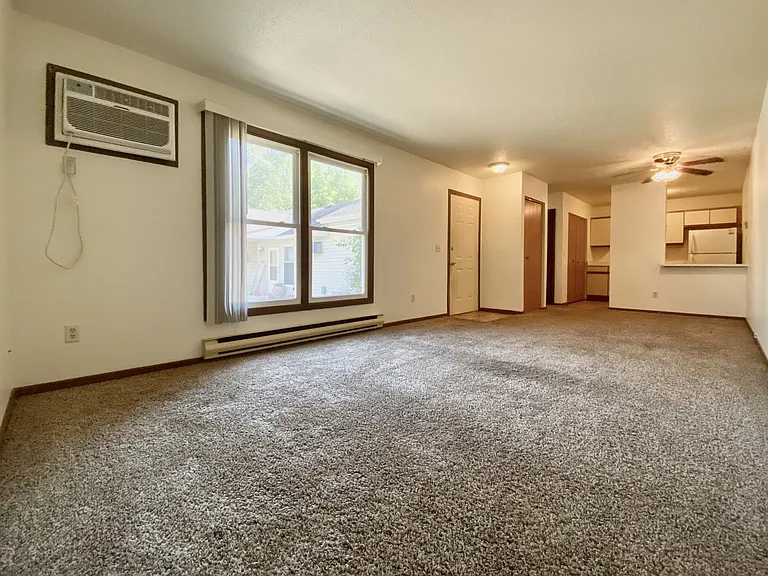 The Bungalows of Chisago — Photo 7