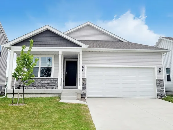 2209 N 7th St, Indianola, IA 50125