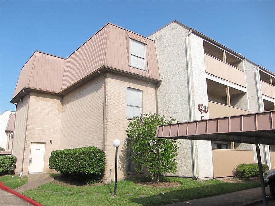 1st image of 8519 Hearth Dr