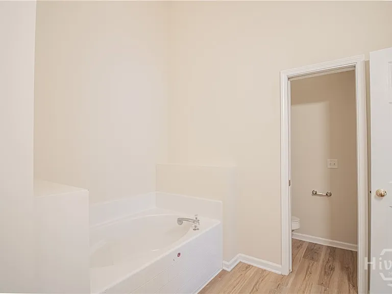 116 Slate Cir — Photo 18