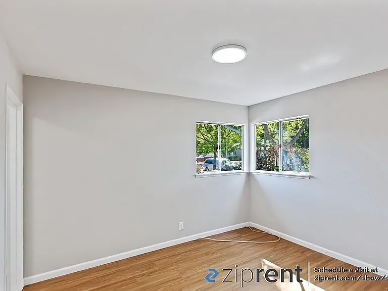 4559 Piper Dr — Photo 17