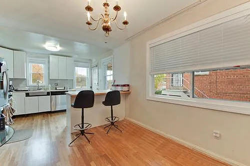 1001 Hamilton St NE photo 1