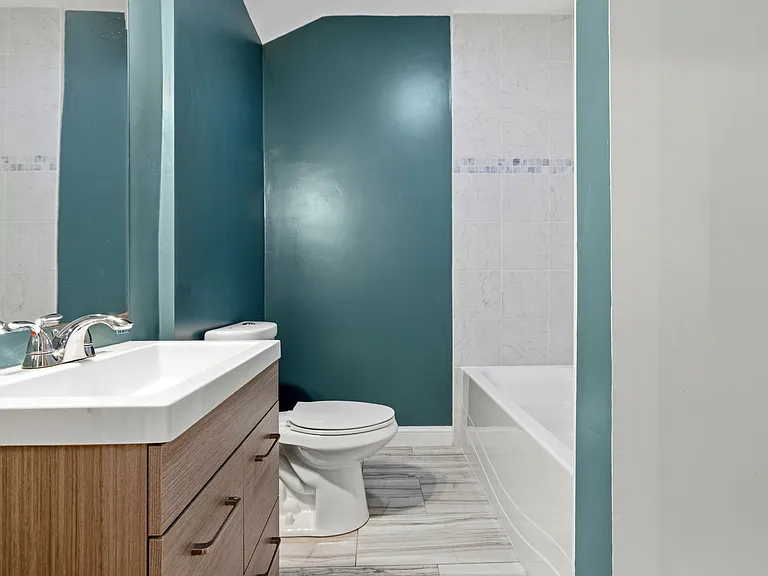 47 Metropolitan Ave #1 — Photo 6