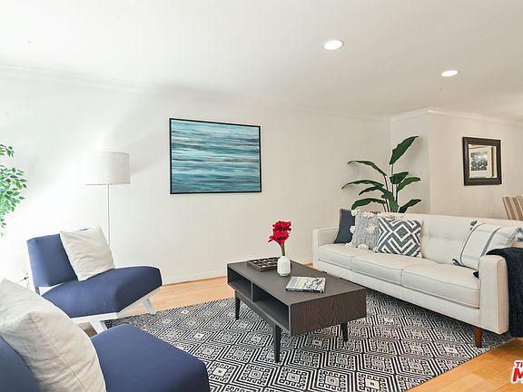 5th image of 1333 Yale St APT 3