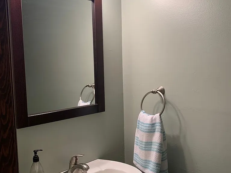 136 Haverford Cir — Photo 9