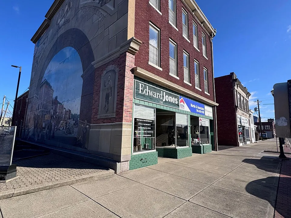 120 E Main St #202