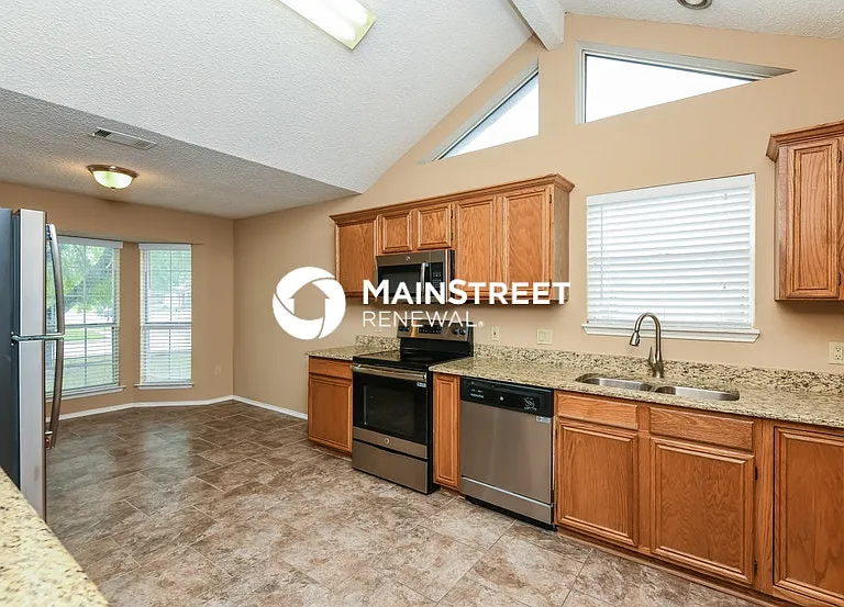 2951 Seguin Trl — Photo 9
