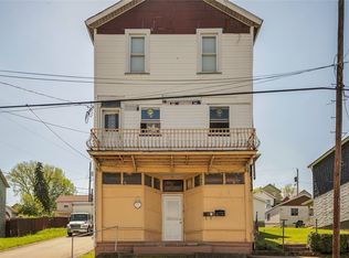 901 Meadow Ave, Charleroi, PA
