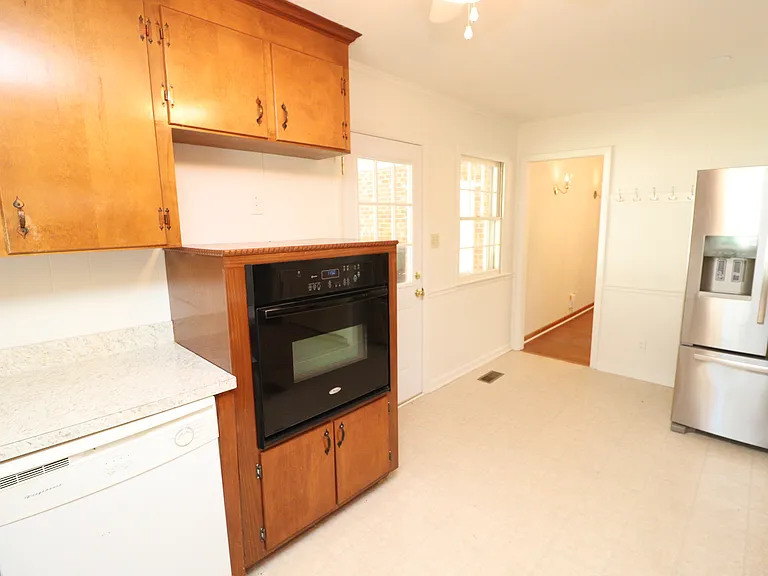116 Shirley Dr — Photo 19