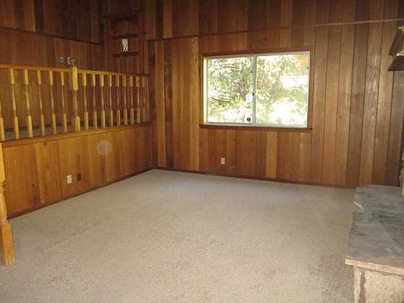 5th image of 661 Clubhouse Dr