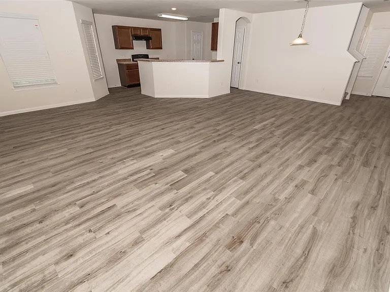 21722 Martin Grove Ct — Photo 3