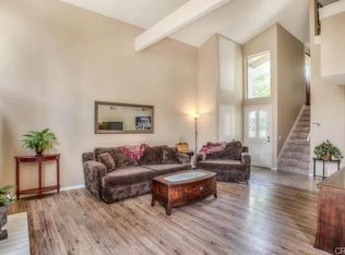 1084 Sea Bluff Dr, Costa Mesa, CA 92627