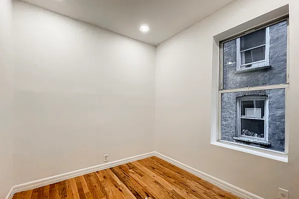 Rented by Corcoran | media 7