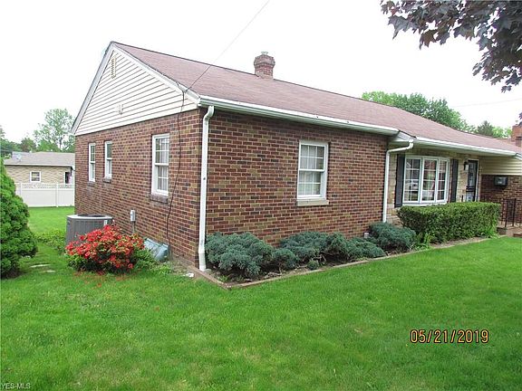 3rd image of 681 E Baird Ave