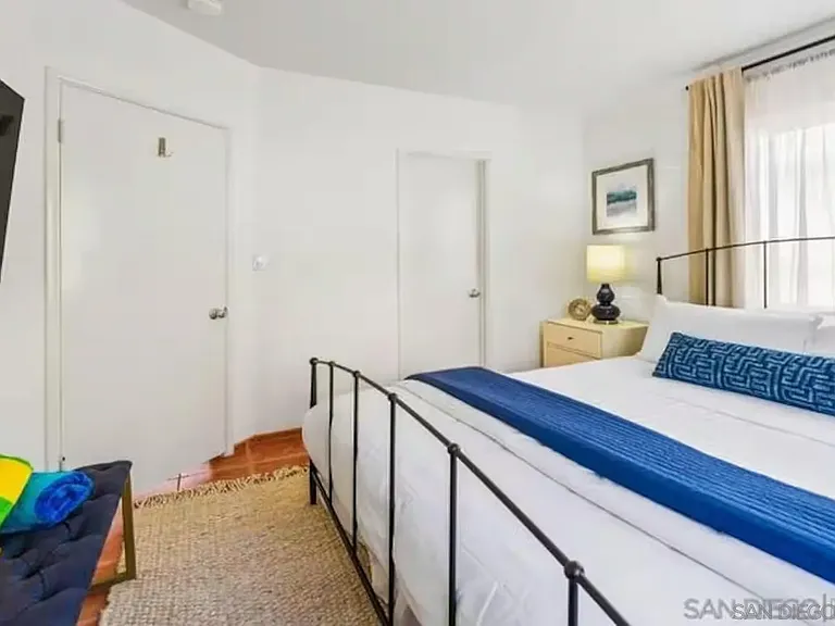 8373 El Paseo Grande — Photo 34