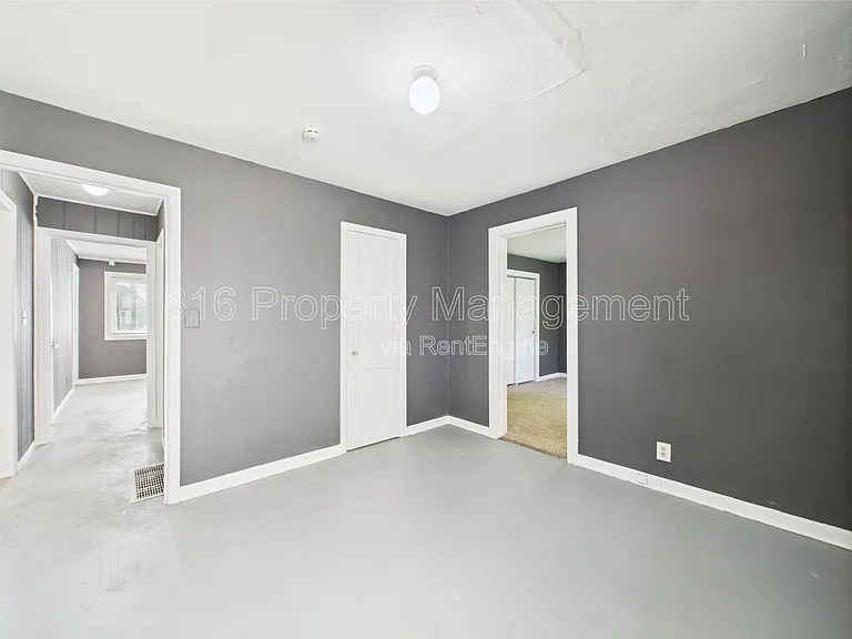 3354 Jackson Ave — Photo 17