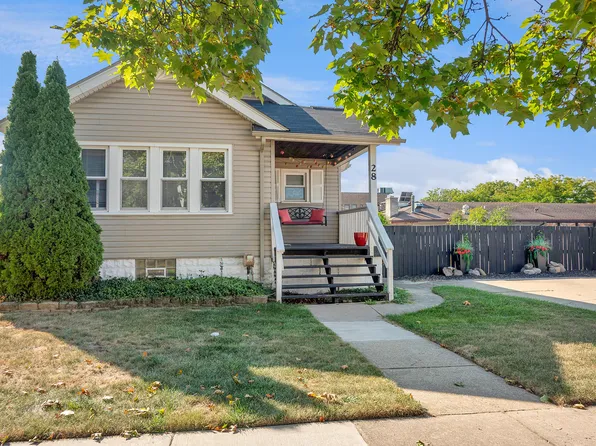 28 Nahma Ave, Clawson, MI 48017