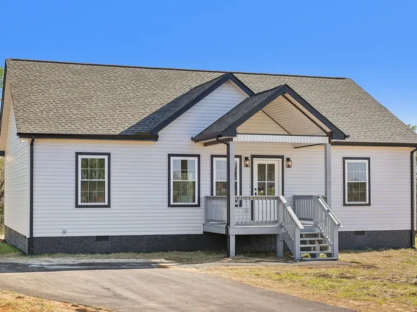 174 Amos Cir, Lafayette, TN