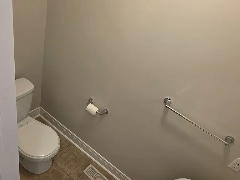 61 Collin Ct — Photo 7