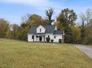 301 Brown St, Thomasville, NC 27360