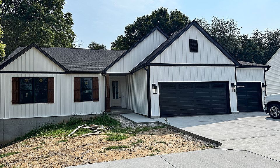 1st image of 1244 Caulks Hill Rd