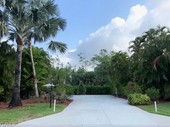 4878 Southern Breeze DR, NAPLES, FL 34114