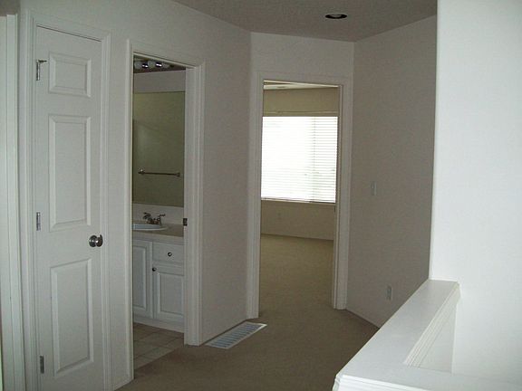 5th image of 797 NE 64th Pl