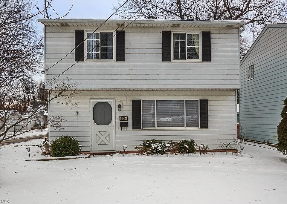 1st image of 34290 Victor Dr
