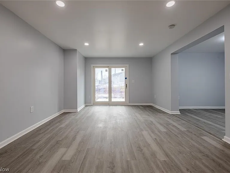 34469 Roberts Rd — Photo 7