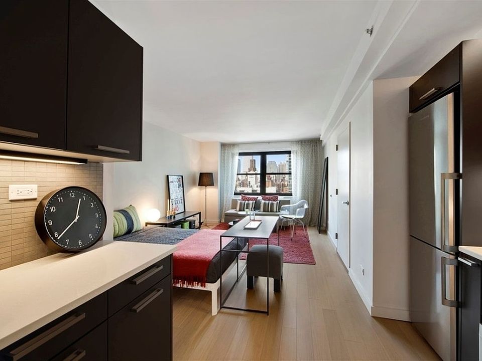 1st image of 222 E 39th St APT 17C
