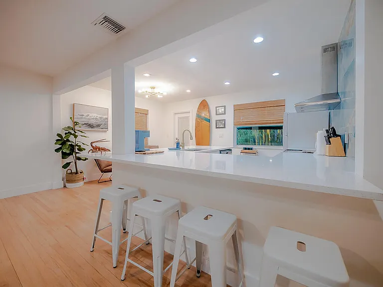 418 N Palmway — Photo 17