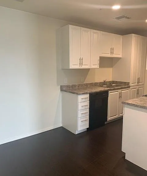 Eastridge Apartments — Photo 82
