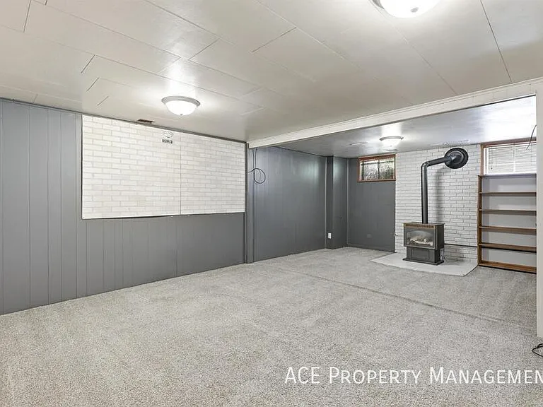 209 Wedgewood Dr — Photo 13