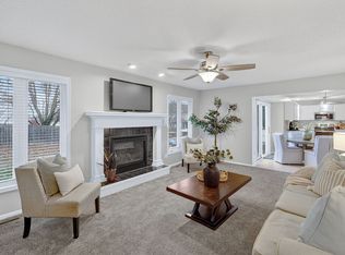 4631 Wistful Vista Dr, West Des Moines, IA 50265