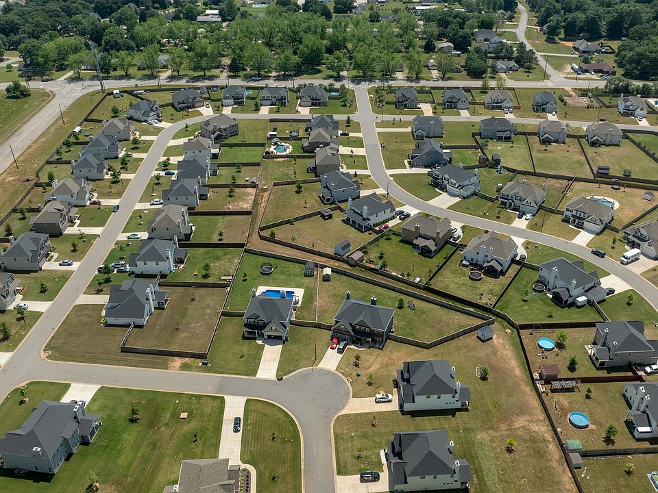 Mossy Meadows by Hughston Homes in Kathleen GA Zillow