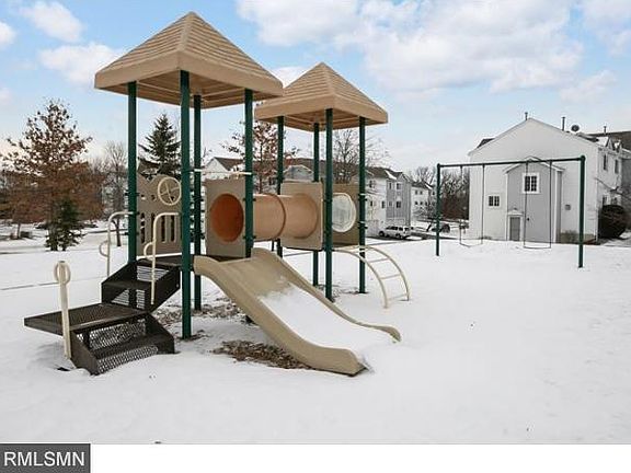 5th image of 9036 Scarlet Globe Dr