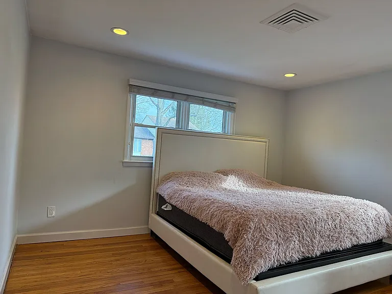 4 Edna Dr — Photo 17