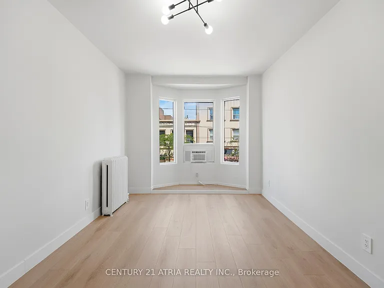 603 College St #2 — Photo 18