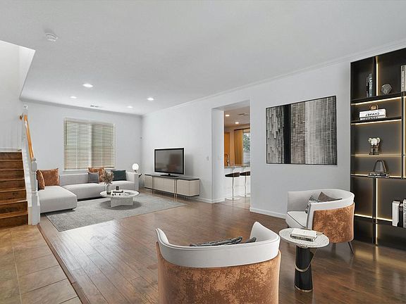4th image of 631 Galatina Court