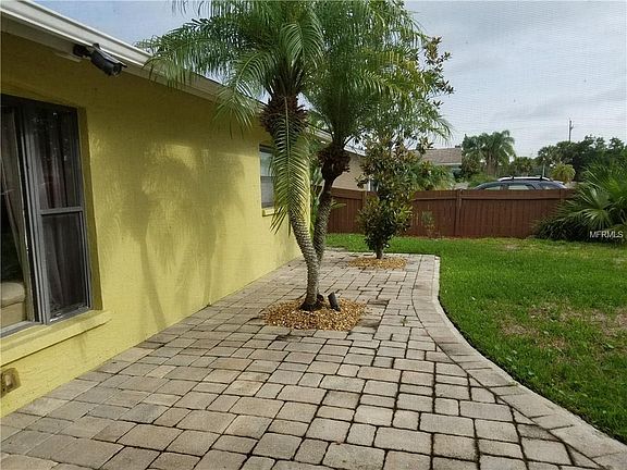 4th image of 3154 Tyne Ln