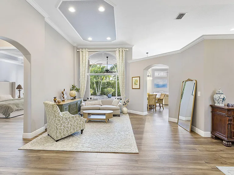 2903 Fontana Ln — Photo 8