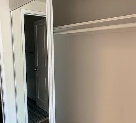 4th image of 210 Belmont Ave