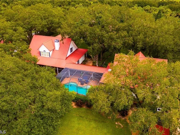 1444 E Winchester Ave, Labelle, FL 33935