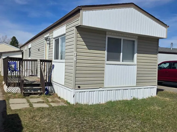 8060 100th St #76, Grande Prairie, AB T8V 6H7