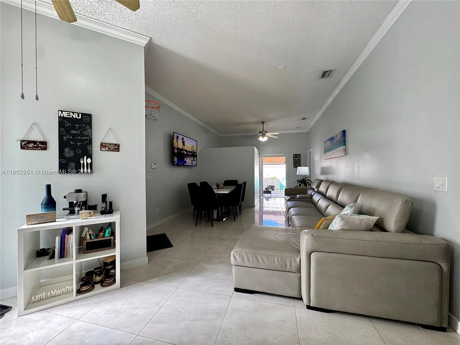 2 bed, 1189 sqft, $3,000 — Photo 2