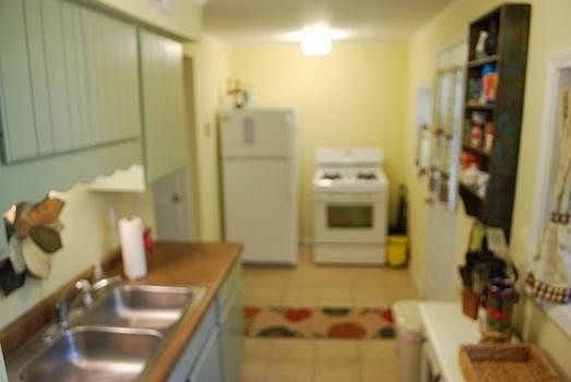 2nd image of 215 Bayview Dr