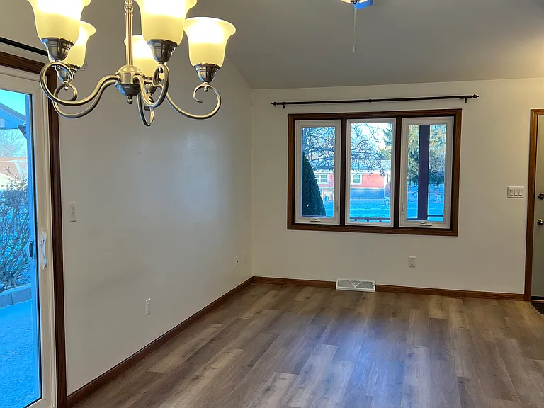 1505 Hoover St #B — Photo 13