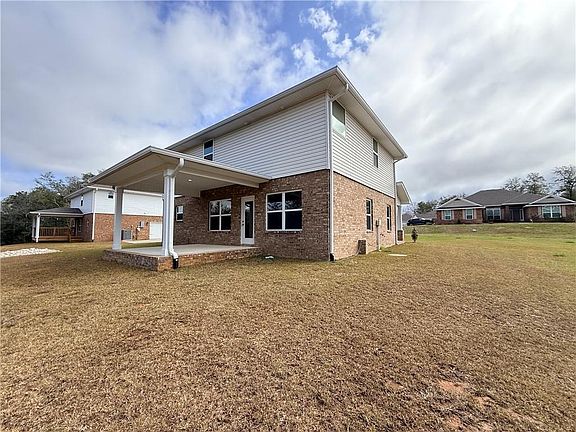 4th image of 3583 Meadow Ln